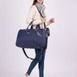 Bolsa Sacola de Viagem Grande Nylon Academia Fim de Semana com Alça Transversal e Encaixe para Mala de Rodinha