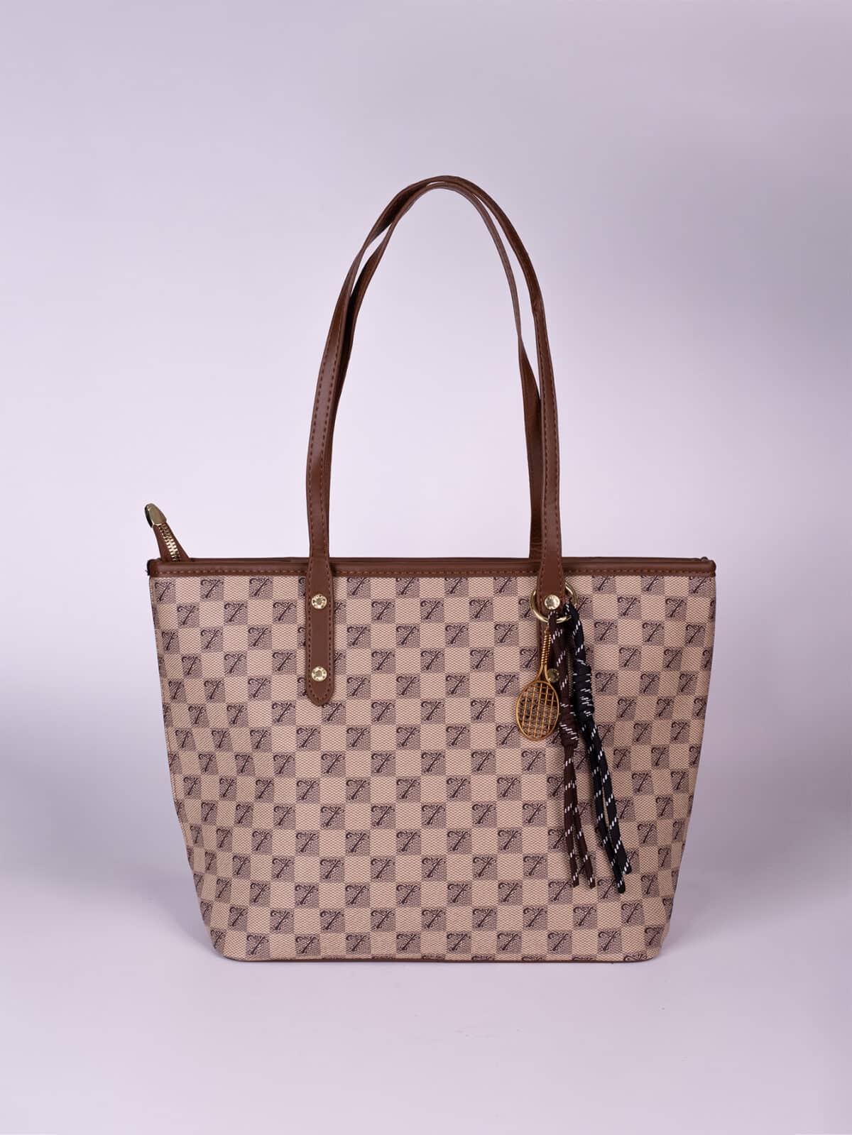 Conjunto Bolsa Tote De Ombro Estampa Monograma Vintage Elegante Com Estojo E Pingente - Imagem 2