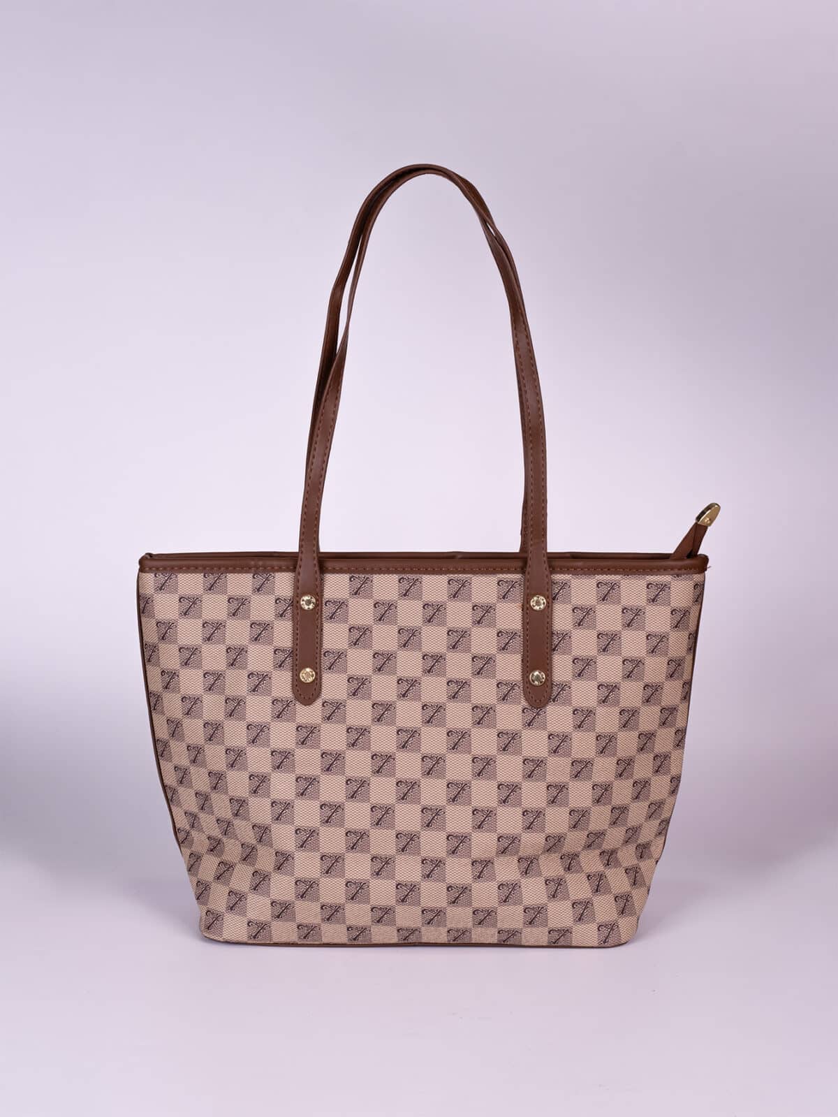 Conjunto Bolsa Tote De Ombro Estampa Monograma Vintage Elegante Com Estojo E Pingente - Imagem 5
