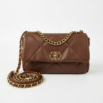 Bolsa De Ombro Flap Acolchoada Minimalista Elegante Com Corrente Dourada Estilo Old Money