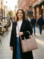 Bolsa De Ombro Tote Minimalista Estruturada Elegante Com Tassel Office Look - Imagem 6