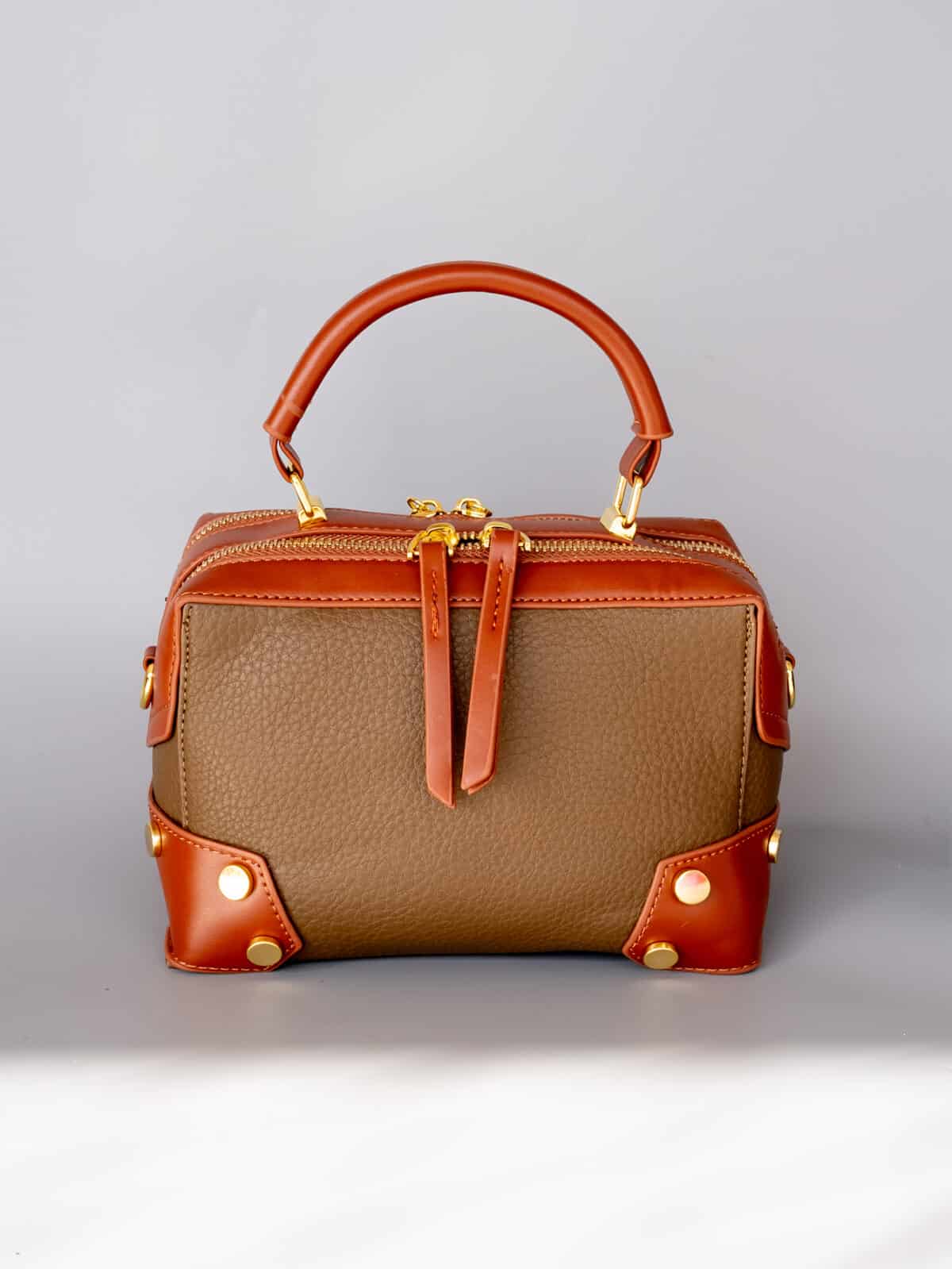 Bolsa Feminina Couro Premium Mini Baú Elegante Compacta Alça Larga - Imagem 3