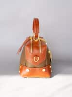 Bolsa Feminina Couro Premium Mini Baú Elegante Compacta Alça Larga - Imagem 5