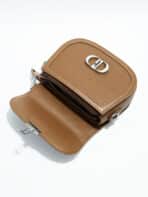 Bolsa feminina Couro Elegante – Compacta e Versátil multifuncional da moda moderna e com estilo - Imagem 7