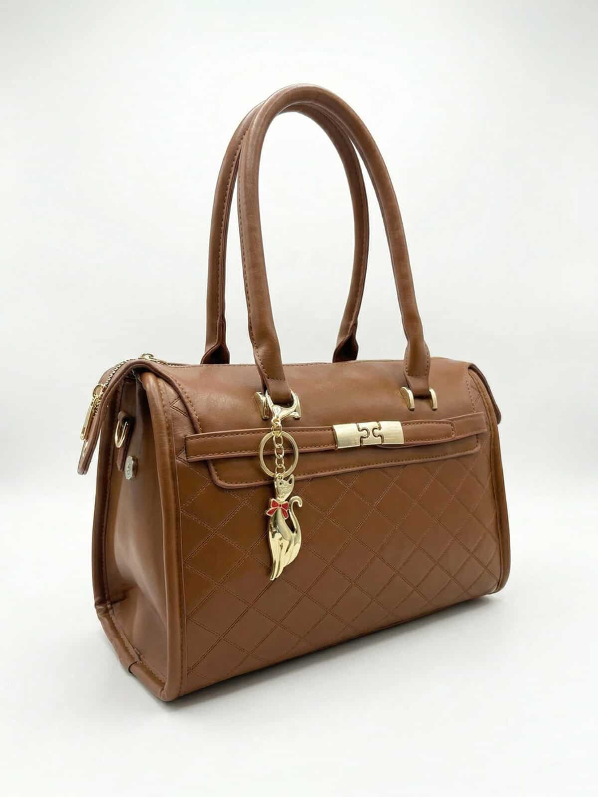 Bolsa De Ombro Baú Estruturada Matelassê Vintage Com Pingente Elegante - Imagem 3
