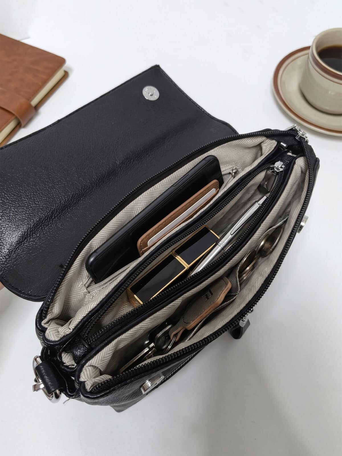 Bolsa De Ombro E Transversal Minimalista Texturizada Com Zíper Frontal Casual Chic - Imagem 6