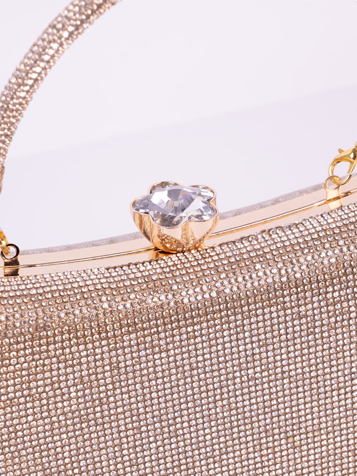 Clutch Pedraria com Alça de Mão e Corrente Brilho Festa - Imagem 7