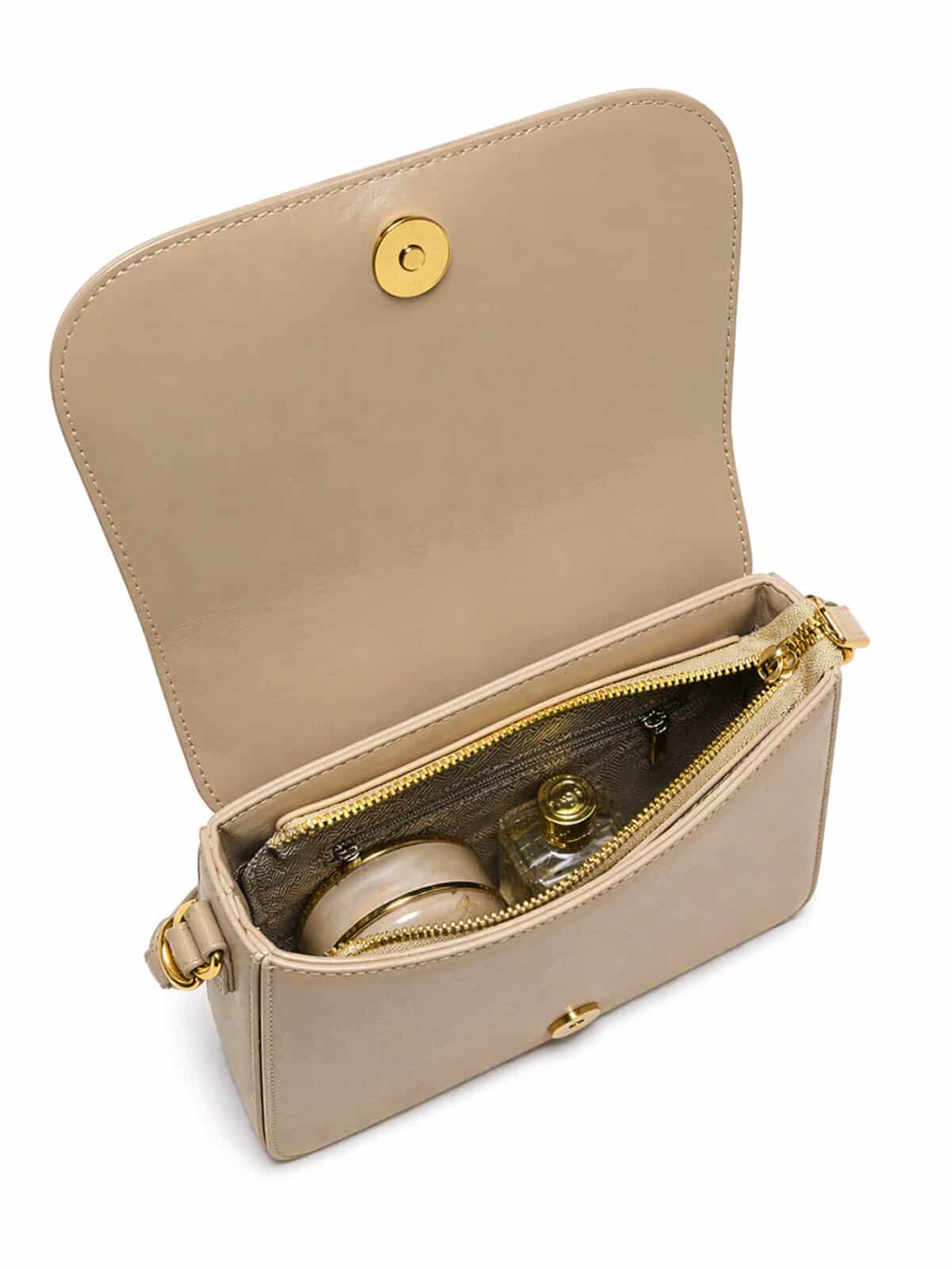 Bolsa De Ombro Baguete Minimalista Estilo Old Money Com Corrente E Fecho Geométrico - Imagem 7