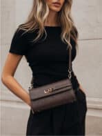 Bolsa Estruturada Minimalista Estilo Old Money Com Alça Transversal E Fecho Metálico - Imagem 2