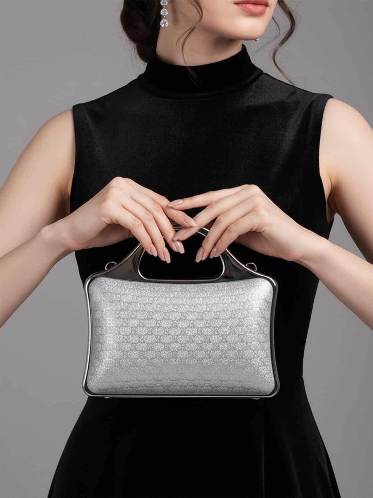 Bolsa de Mão Clutch Prata Rígida com Alça Fixa Metálica Festa Madrinha Casamento Formatura Luxo - Imagem 4
